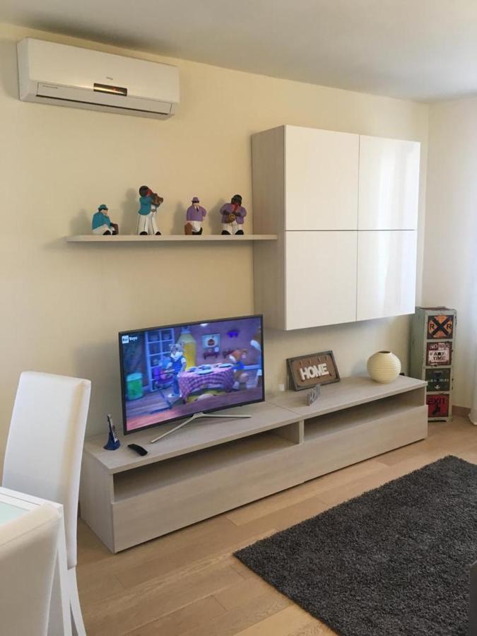 Апартаменты Nicchio Bright And Design Loft Сиена Экстерьер фото